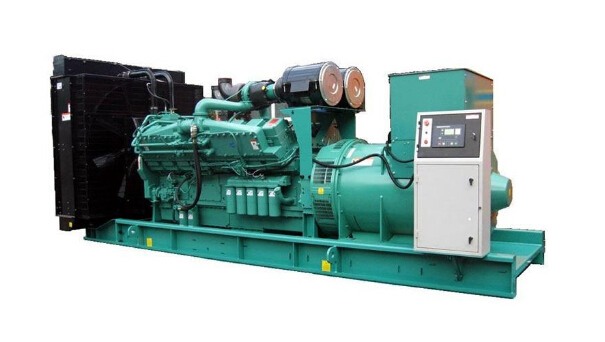 依安全新常柴200kw大型柴油发电机组